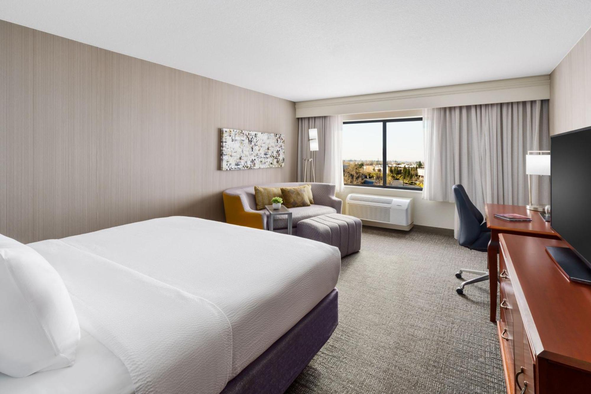 Courtyard By Marriott Roseville Galleria Mall/Creekside Ridge Drive Exteriér fotografie