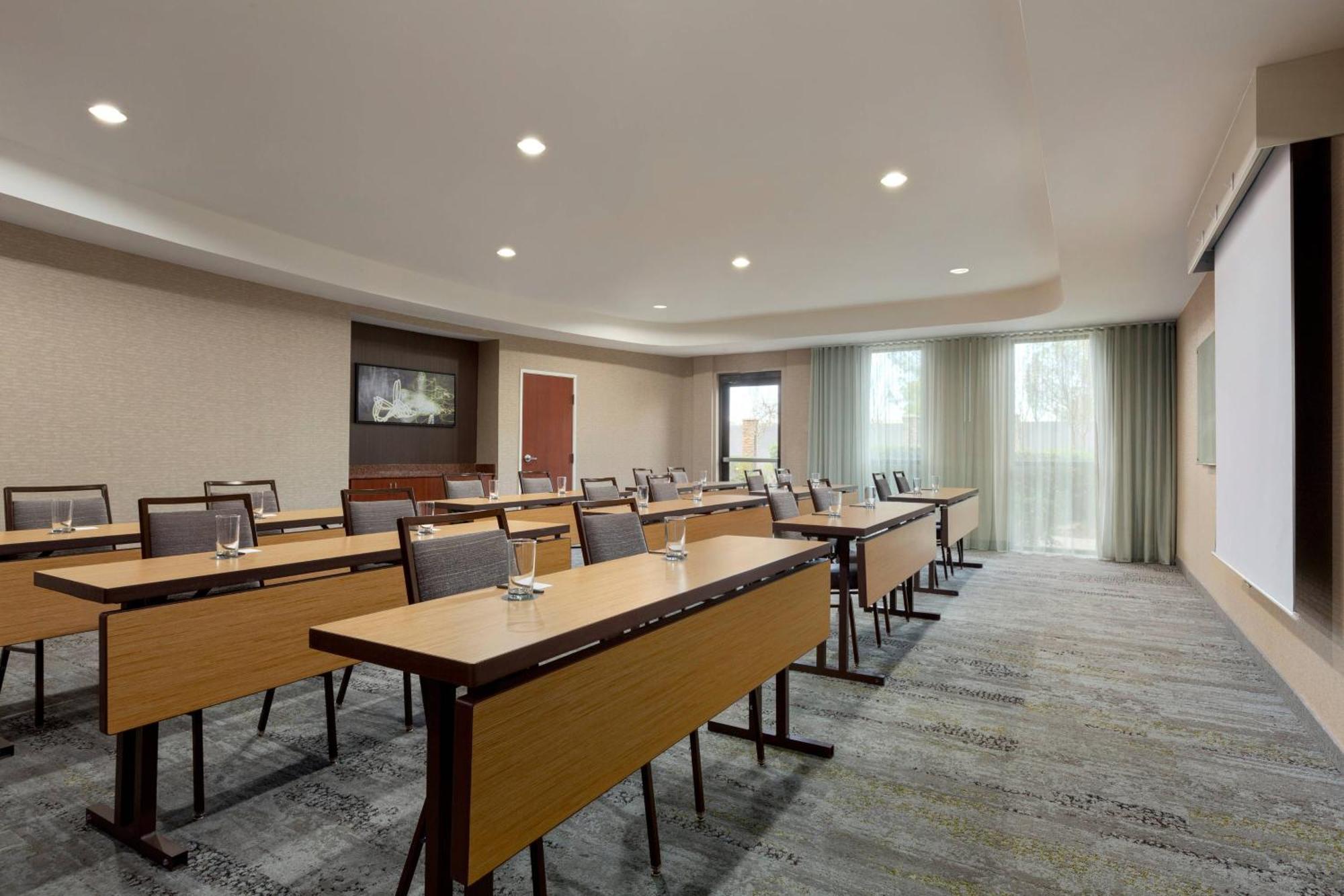 Courtyard By Marriott Roseville Galleria Mall/Creekside Ridge Drive Exteriér fotografie