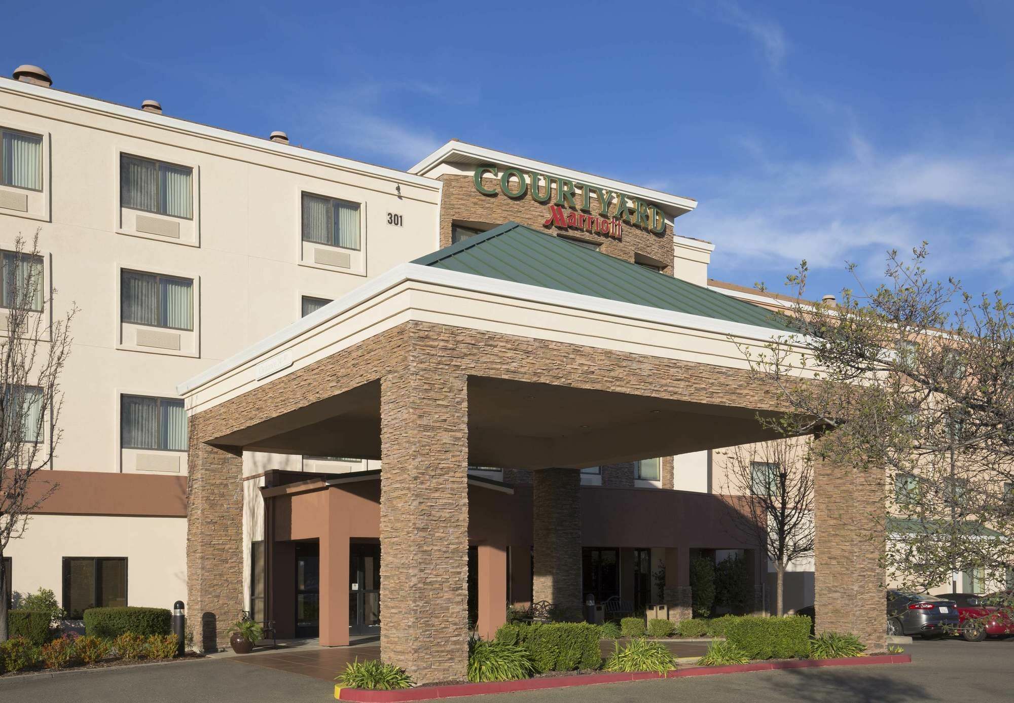 Courtyard By Marriott Roseville Galleria Mall/Creekside Ridge Drive Exteriér fotografie